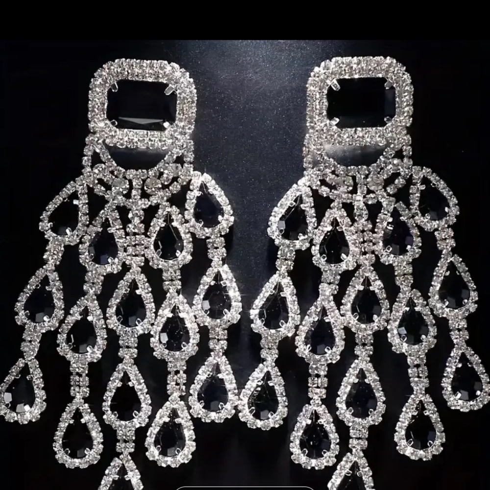 🔥🔥🔥High End Large Black Crystal Rhinestone Chandelier Drop Earrings - Picture 3 of 6
